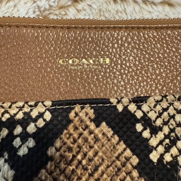 Coach Snakeskin Crossbody bag - Picture 8 of 8